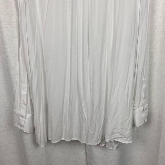 Torrid White Button Up Shirt Sz.3 - Picture 12 of 14